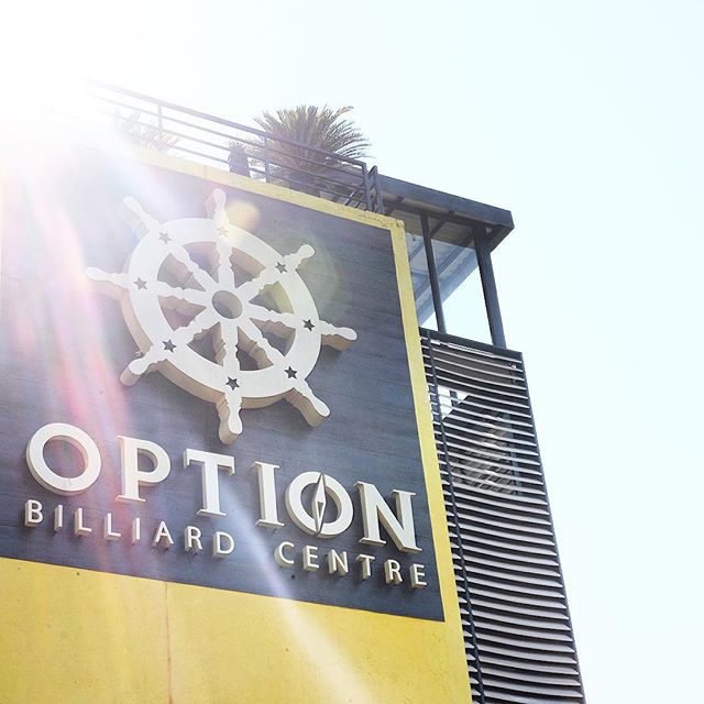 Option Billiard gate
